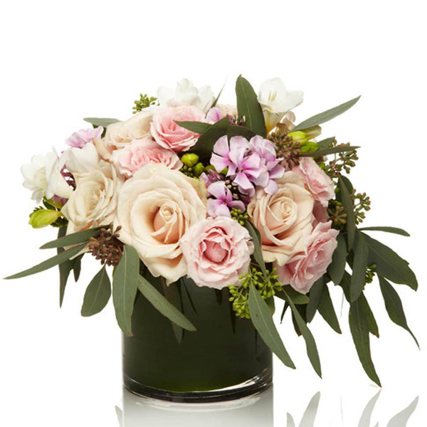 Romantic and Pretty Rose Bouquet